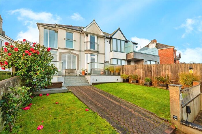 5 Bedroom Semi Detached House For Sale In Treverbyn Road, Padstow, Cornwall, PL28