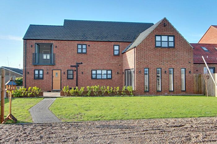 4 Bedroom Detached House For Sale In Hall Road, Walpole Highway, PE14