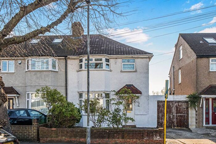 3 Bedroom Property To Rent In Sutlej Road, Charlton, London, SE7