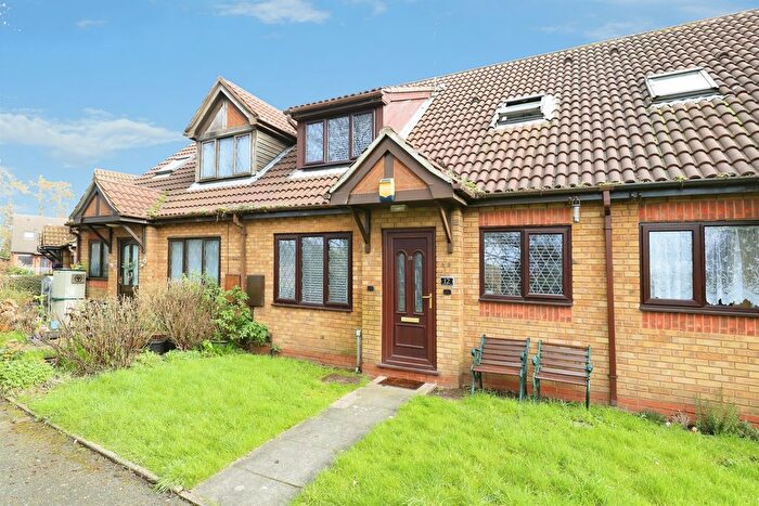 1 Bedroom Mews For Sale In Ambleside Close, Bradley, Bilston, WV14