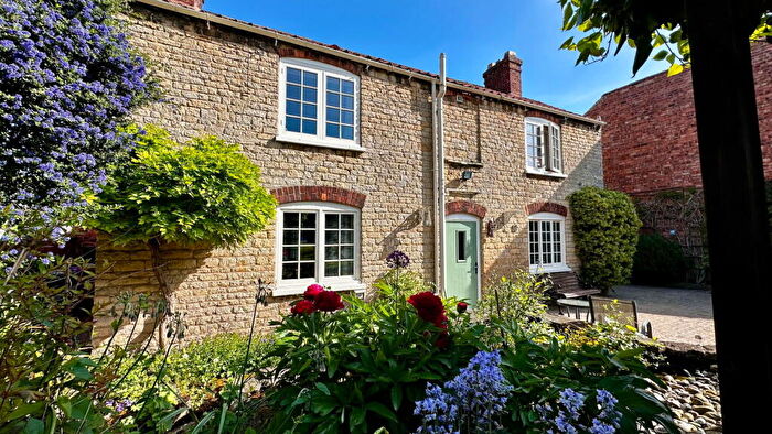 3 Bedroom Cottage For Sale In Main Road, Washingborough, Lincoln, LN4