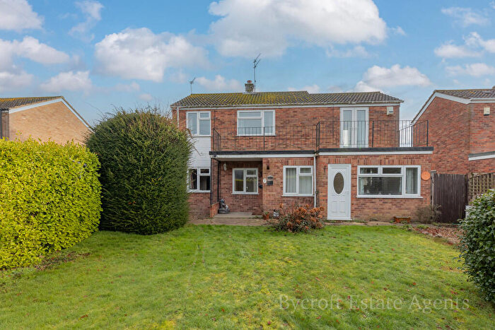 4 Bedroom Detached House For Sale In Mill Road, Hemsby, NR29