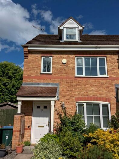 3 Bedroom End Of Terrace House To Rent In Furlong Road, Coventry, CV1