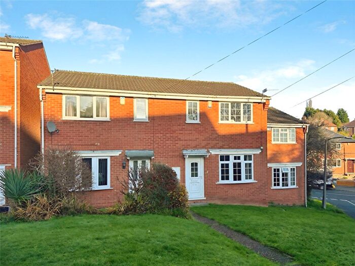 3 Bedroom End Terrace House For Sale In Dellwood Close, Carlton, Nottingham, Nottinghamshire, NG4