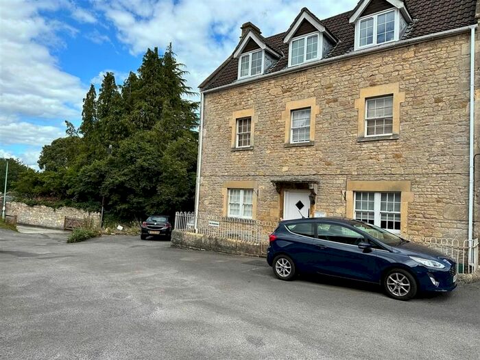 1 Bedroom Flat To Rent In Solsbury Lane, Batheaston, Bath, BA1
