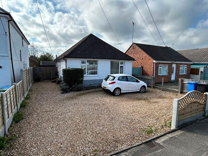 2 Bedroom Detached Bungalow For Sale In Creekmoor Lane, Creekmoor, Poole, Dorset, BH17