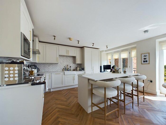 2 Bedroom Apartment For Sale In Arcade Park, Tynemouth, NE30