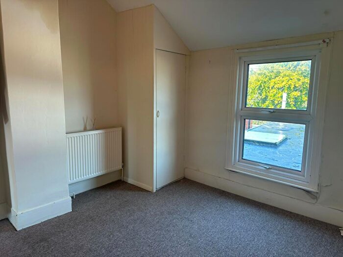 2 Bedroom Cottage To Rent In Cox Hill, Shepherdswell, CT15