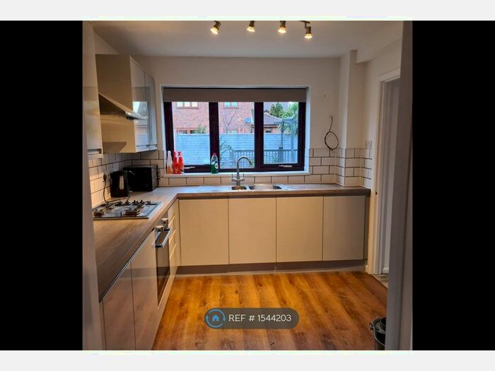 4 Bedroom Detached House To Rent In Stanier Road, Corby, NN17