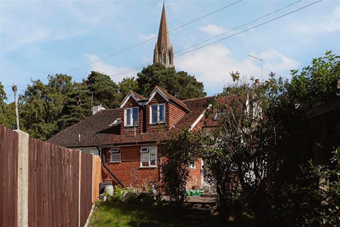 3 Bedroom Semi-Detached House For Sale In Fountain Road, Redhill, RH1