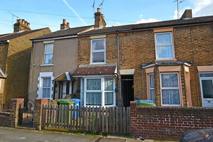 2 Bedroom Terraced House To Rent In Bayford Road, Sittingbourne, ME10