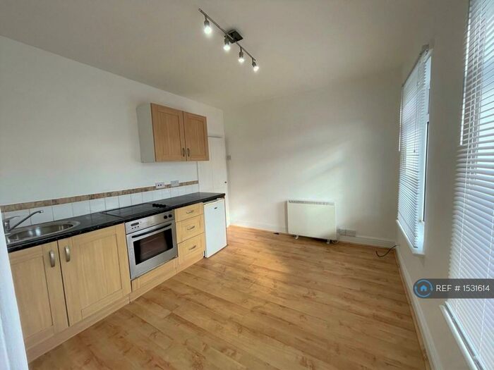 Studio To Rent In Wisbech Road, King's Lynn, PE30