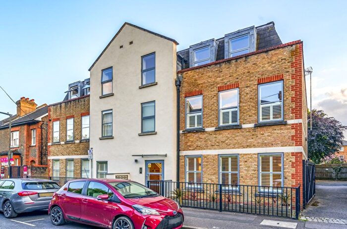 1 Bedroom Flat For Sale In Alt Grove, Wimbledon, London, SW19