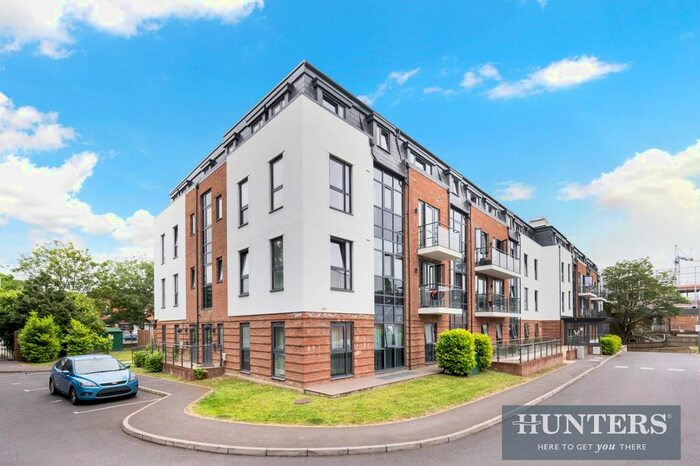 2 Bedroom Flat To Rent In Constabulary Close, West Drayton, UB7