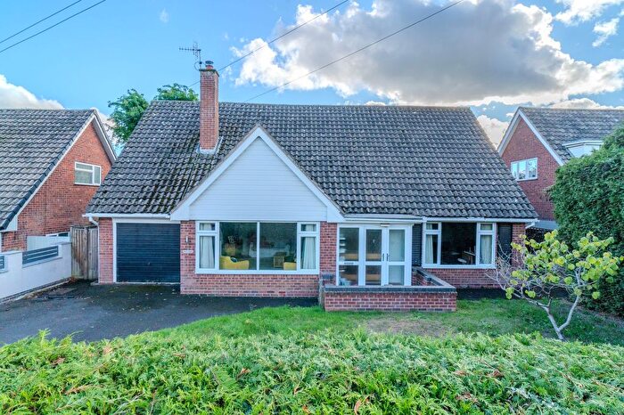 4 Bedroom Detached House For Sale In Leys Road, Harvington, WR11