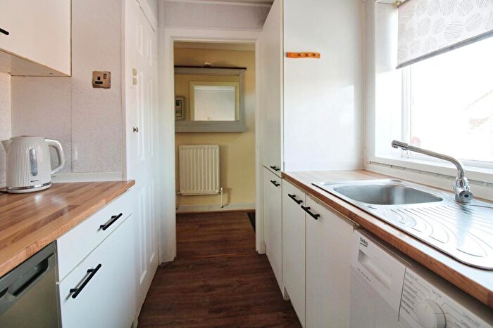 2 Bedroom Flat For Sale In Buckingham Road, Peterlee, SR8