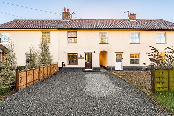 2 Bedroom Terraced House For Sale In Northacre, Caston, NR17