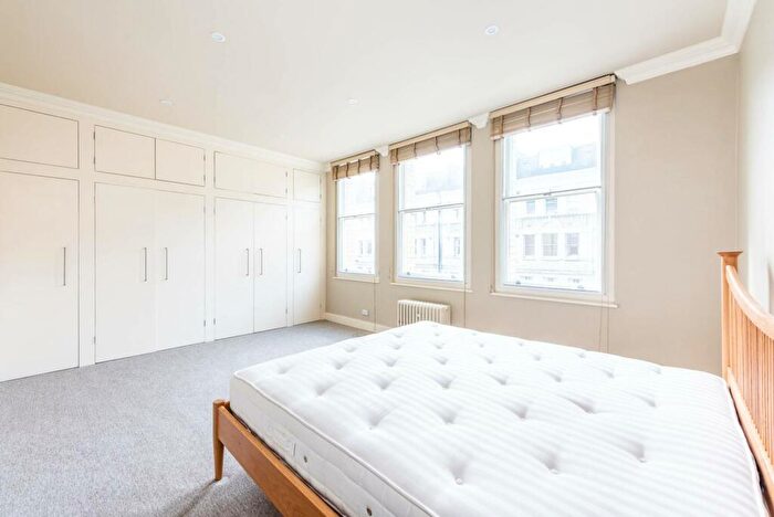 2 Bedroom Flat To Rent In Elm Park Gardens, Chelsea, London, SW10