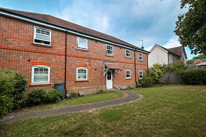 2 Bedroom Apartment For Sale In Barrowfields Close, West End, SO30