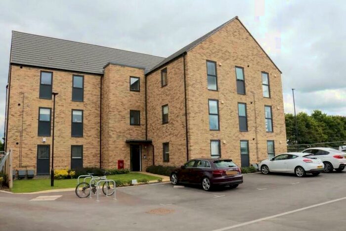 2 Bedroom Apartment To Rent In Beckett Strand, Wichelstow, SN1