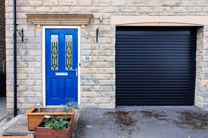 4 Bedroom Semi-Detached House To Rent In Tennyson Avenue, Lindley, Huddersfield, HD3