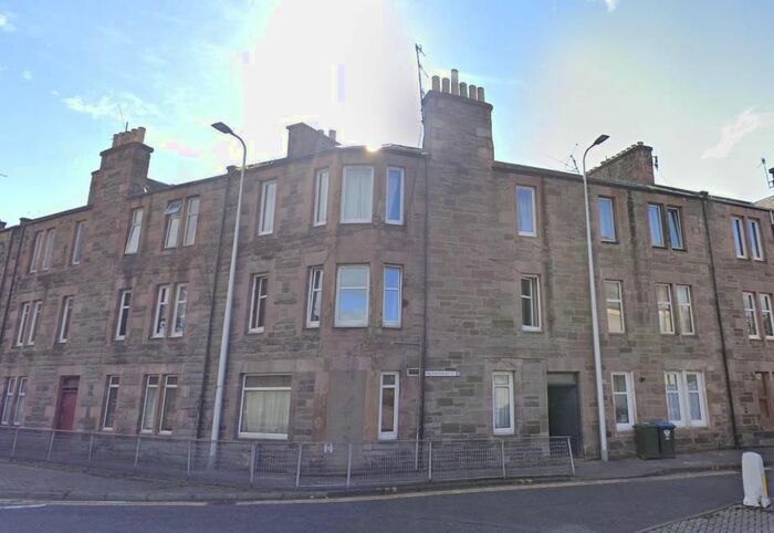 1 Bedroom Flat To Rent In A Inchaffray Street, Perth, PH1