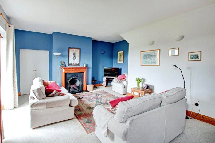 5 Bedroom Terraced House For Sale In Kepier Terrace, Durham City, DH1
