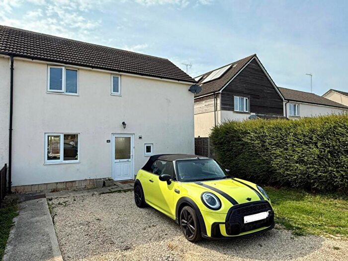 3 Bedroom End Of Terrace House For Sale In Severn Road, Stonehouse, GL10