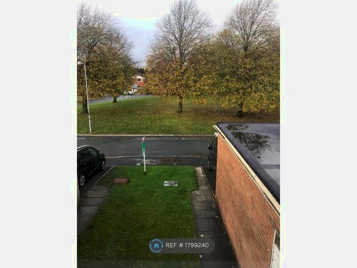 3 Bedroom Terraced House To Rent In Paddock Garden, Bristol, BS14