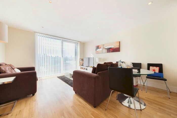 1 Bedroom Flat To Rent In Torrent Lodge, Merryweather Place, London, SE10