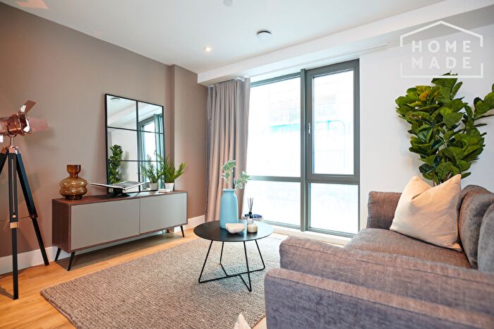 1 Bedroom Apartment To Rent In The Copper Works, CF10