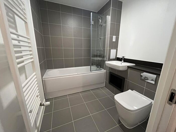 1 Bedroom Flat To Rent In Ilderton Road London, SE15