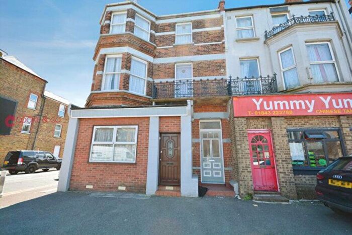 2 Bedroom Flat To Rent In Canterbury Road, Margate, A, CT9