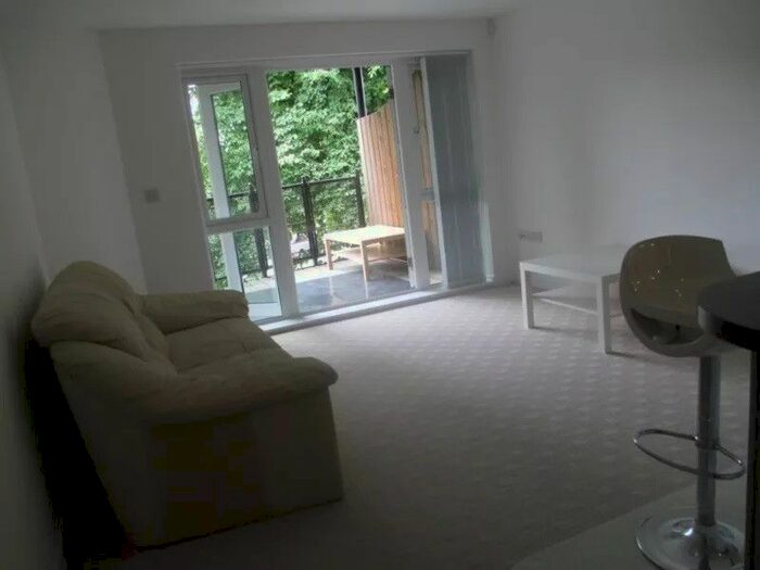 2 Bedroom Flat To Rent In St. Georges Way, London, SE15
