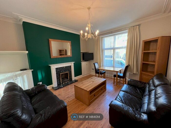 1 Bedroom Flat To Rent In Roslin Street, Aberdeen, AB24