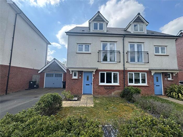 4 Bedroom Semi Detached House To Rent In Homington Avenue, Badbury Park, Swindon, Wiltshire, SN3