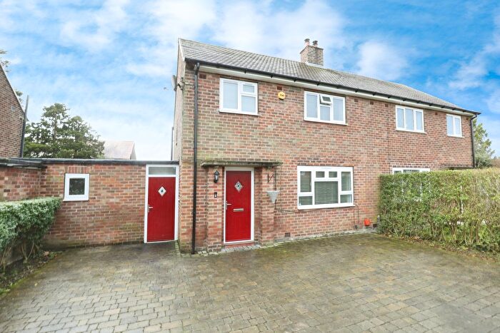 3 Bedroom Semi-Detached House For Sale In Whitehouse Road, Bucklow Hill, Knutsford, Cheshire, WA16