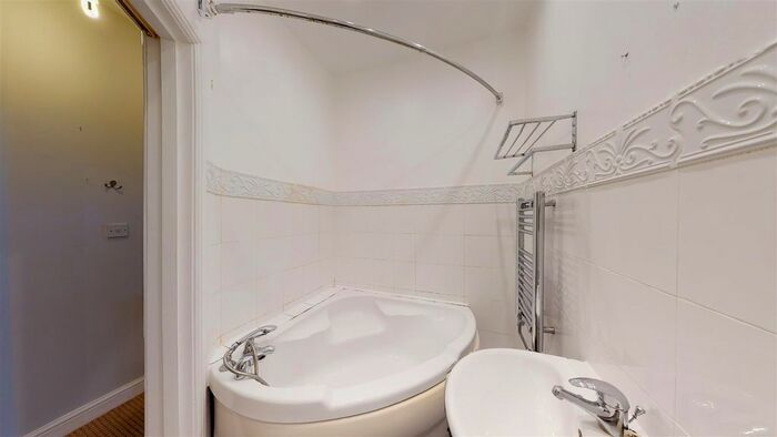 1 Bedroom Flat For Sale In Granville Road, Broadstairs, CT10