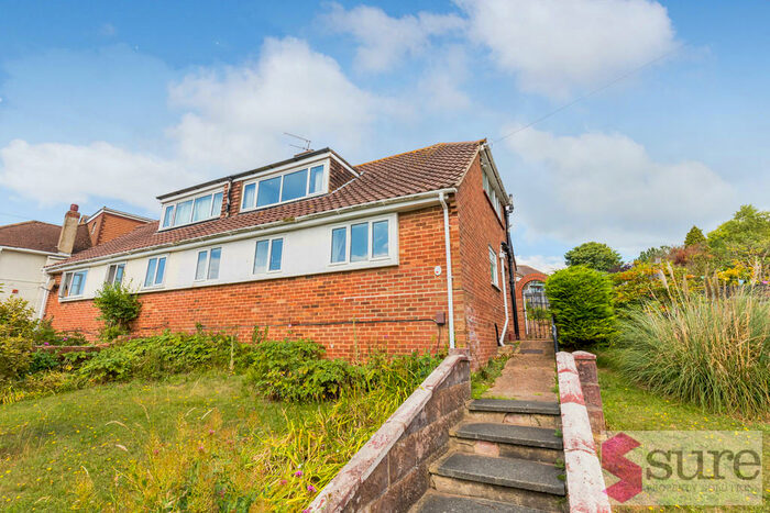 3 Bedroom Detached Bungalow To Rent In Park Close, Brighton, BN1