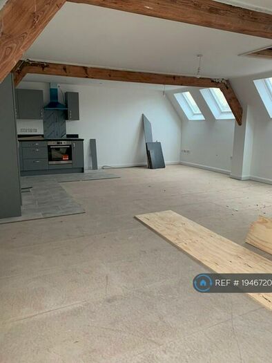 3 Bedroom Flat To Rent In Church Gresley, Church Gresley, Swadlincote, DE11