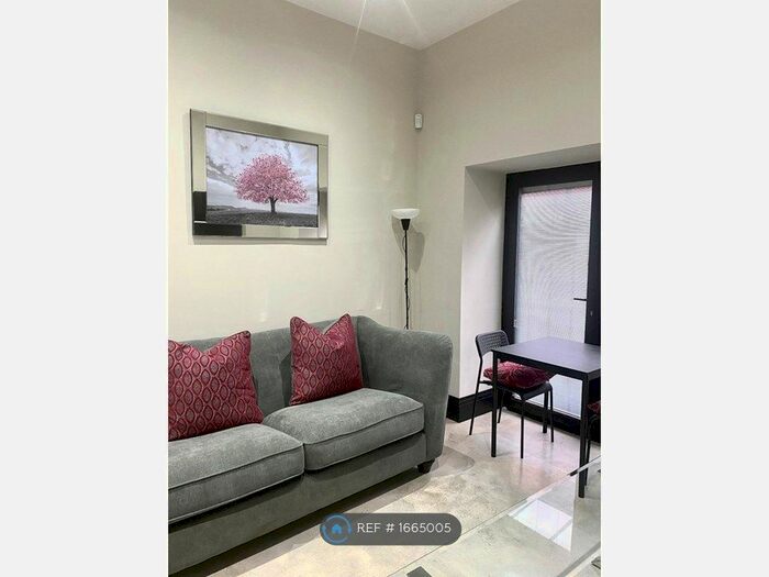 Studio To Rent In Stanley Street, Southport, PR9