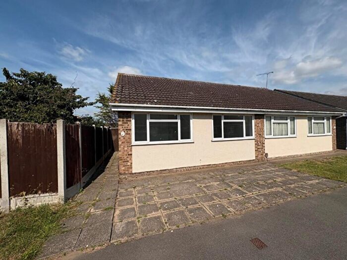 2 Bedroom Semi-Detached Bungalow To Rent In Dorset Way, Canvey Island, Essex, SS8