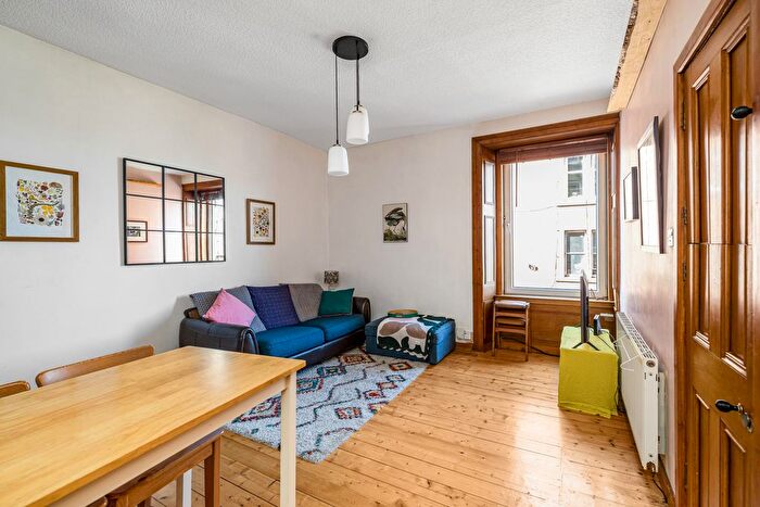 2 Bedroom Flat For Sale In / Blackie Road, Leith Links, Edinburgh, EH6