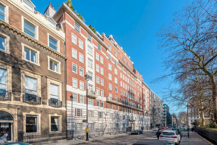 2 Bedroom Flat To Rent In Portman Square, Marylebone, London, W1H