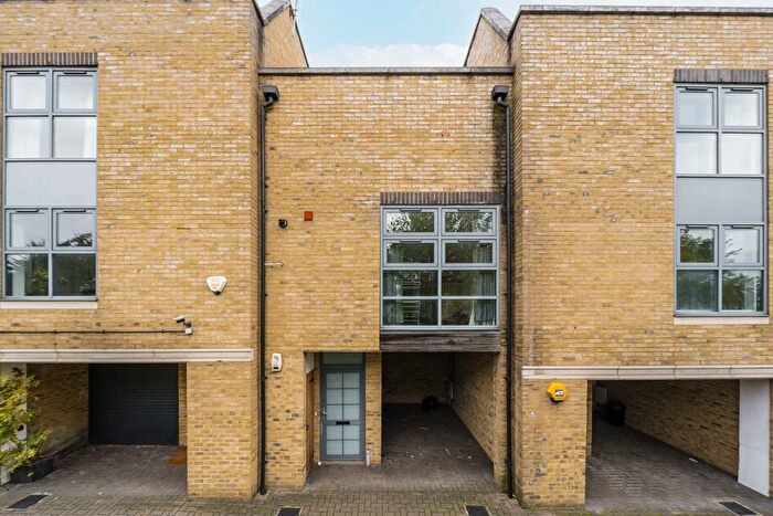 2 Bedroom Property To Rent In Pallister Terrace, Roehampton Vale, London, SW15