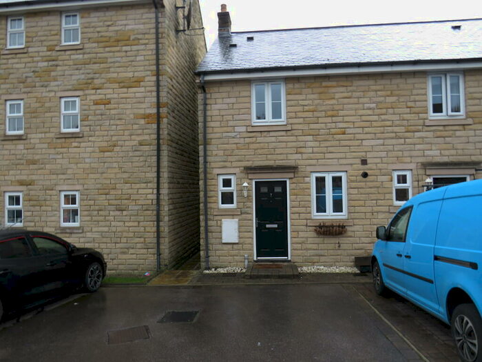2 Bedroom House To Rent In Barley Field Square, Halifax, HX2