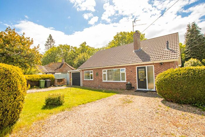 2 Bedroom Detached Bungalow For Sale In Sandy Crescent, Ingoldisthorpe, PE31