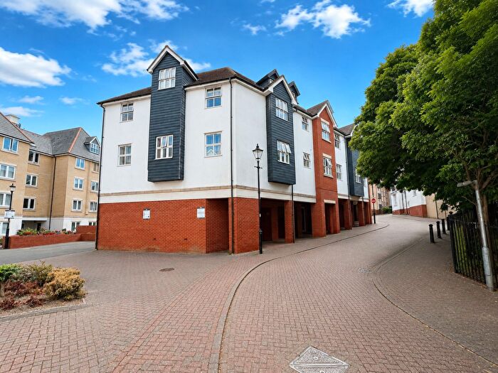 3 Bedroom Duplex For Sale In Henry Laver Court, Colchester, CO3