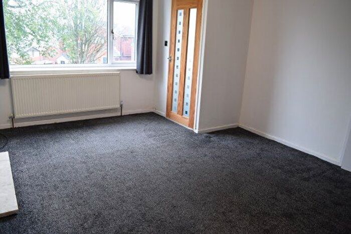 3 Bedroom Semi-Detached House To Rent In Openshaw Drive, Blackburn, BB1