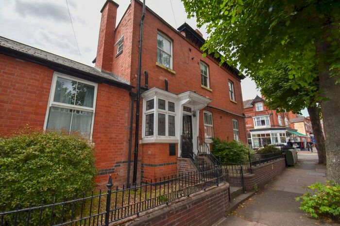 5 Bedroom Semi-Detached House To Rent In St. James Road, Leicester, LE2